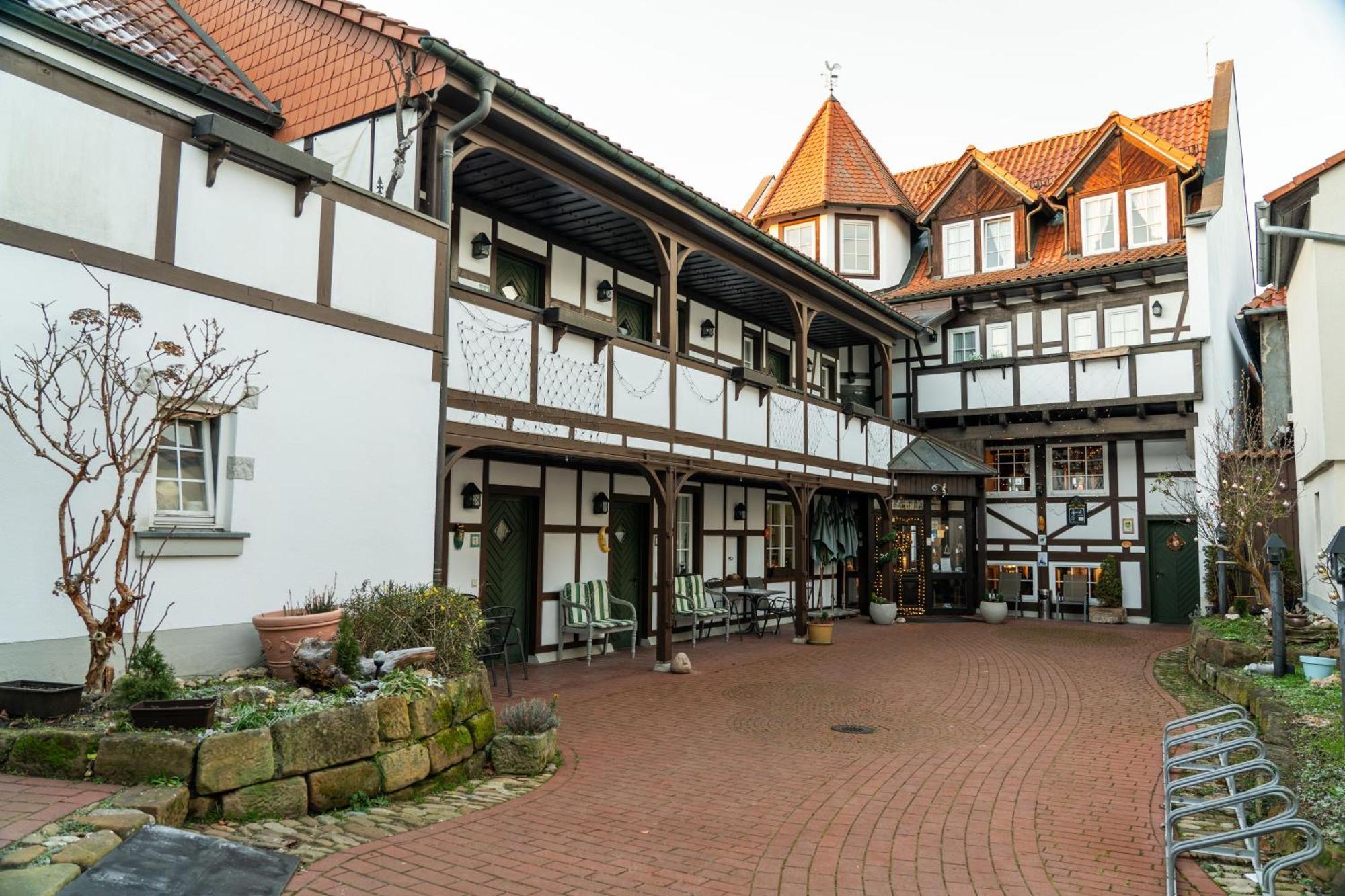 Landhotel & Restaurant Kains Hof Uhlstädt Eksteriør billede